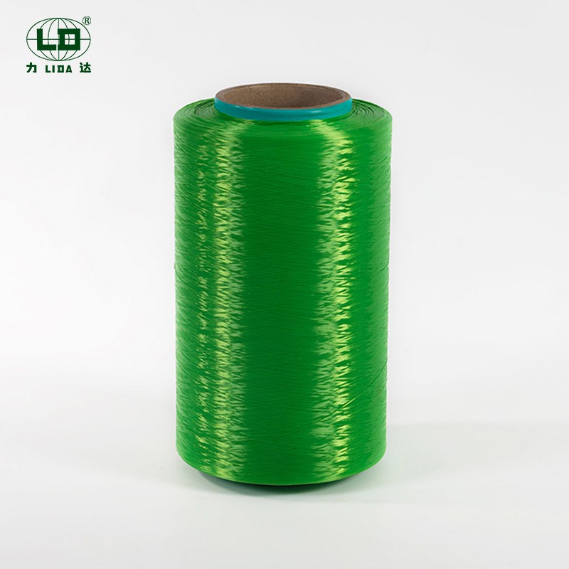 ¿Cuáles son los procesos clave de producción para el hilo de filamento teñido de drogas anti UV poliéster?